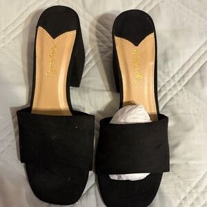 Qupid Black Open-Toe Mules
